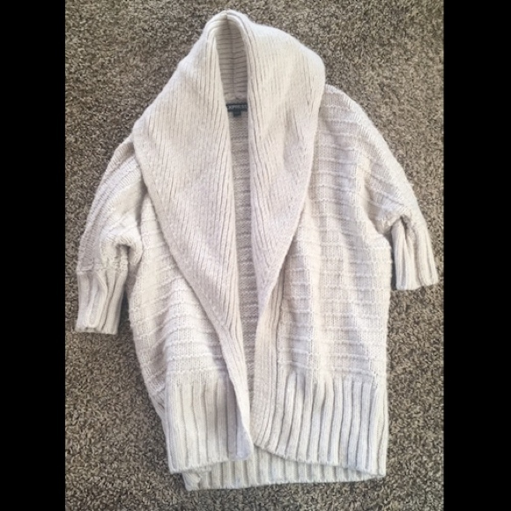 *SOLD* Cream Express Sweater